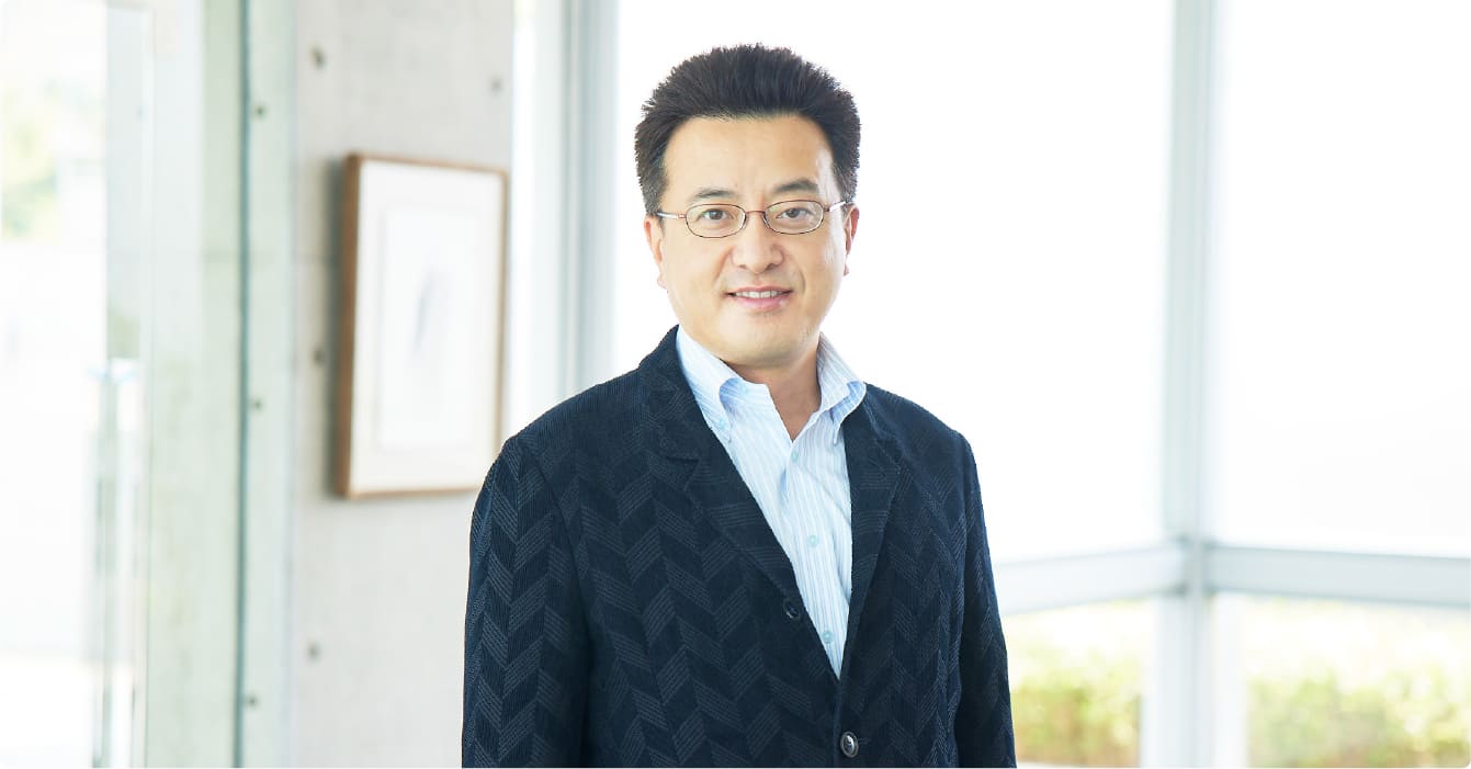 代表取締役社長　岡本 友二郎